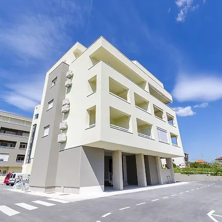 Apartman Eli Appartement *